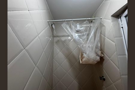 Apartamento para alugar com 72m², 2 quartos e 1 vagaBanheiro de serviço