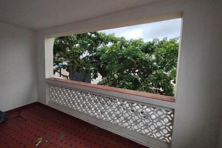 Casa à venda com 246m², 3 quartos e 1 vagaVaranda