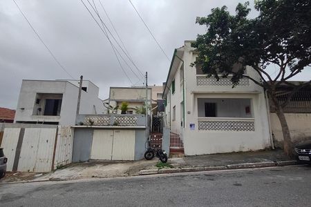 Casa à venda com 246m², 3 quartos e 1 vagaFachada