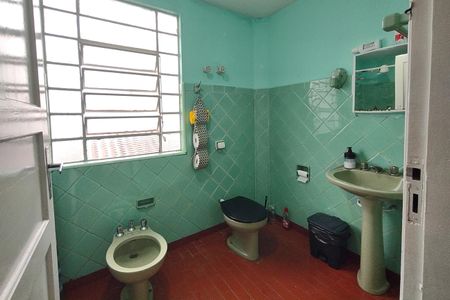 Casa à venda com 246m², 3 quartos e 1 vagaBanheiro 2