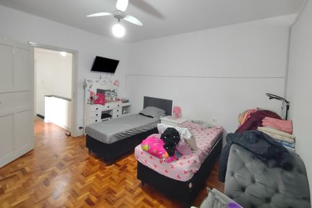 Casa à venda com 246m², 3 quartos e 1 vagaQuarto 2