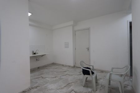 Sala de apartamento para alugar com 2 quartos, 45m² em Cidade São Mateus, São Paulo