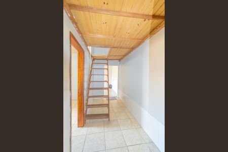 Casa à venda com 98m², 2 quartos e 1 vaga Casa à venda com 98m², 2 quartos e 1 vagaCorredor/Sótão