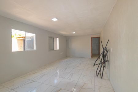 Casa à venda com 98m², 2 quartos e 1 vaga Casa à venda com 98m², 2 quartos e 1 vagaSala