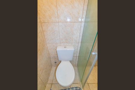 Casa à venda com 98m², 2 quartos e 1 vaga Casa à venda com 98m², 2 quartos e 1 vagaBanheiro