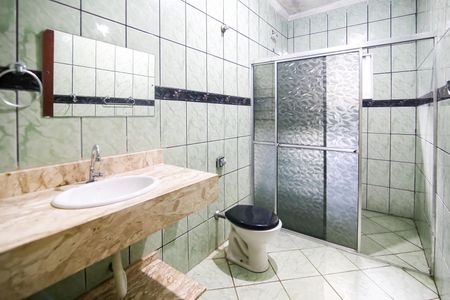 Casa para alugar com 135m², 2 quartos e 4 vagasBanheiro