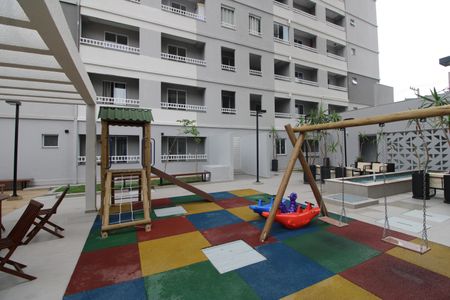 Apartamento para alugar com 32m², 2 quartos e sem vagaÁrea comum - Playground