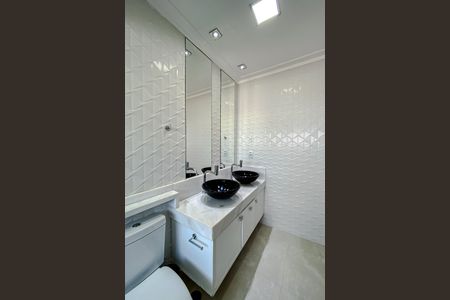 Apartamento para alugar com 126m², 2 quartos e 2 vagasBanheiro da Suíte