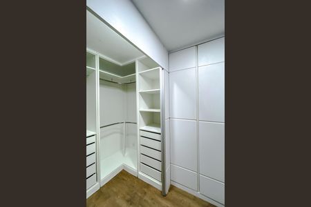 Apartamento para alugar com 126m², 2 quartos e 2 vagasQuarto 2 - Suíte