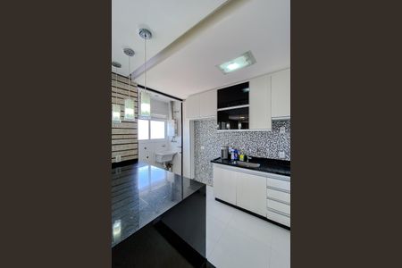 Apartamento para alugar com 126m², 2 quartos e 2 vagasCozinha