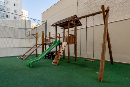 Apartamento à venda com 72m², 3 quartos e 1 vagaÁrea comum - Playground