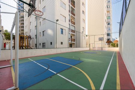 Apartamento à venda com 72m², 3 quartos e 1 vagaÁrea comum - Quadra esportiva