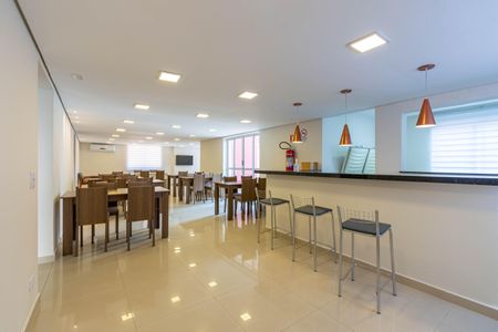 Apartamento à venda com 72m², 3 quartos e 1 vagaÁrea comum - Salão de festas