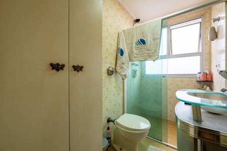 Apartamento para alugar com 70m², 2 quartos e 2 vagasBanheiro