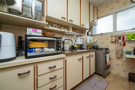 Apartamento para alugar com 70m², 2 quartos e 2 vagasCozinha