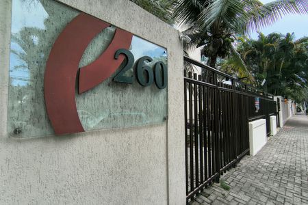 Apartamento para alugar com 73m², 3 quartos e 1 vagaFachada do condomínio