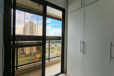 Apartamento para alugar com 73m², 3 quartos e 1 vagaQuarto 1 - Armários