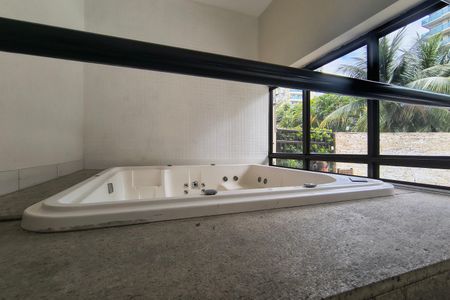 Apartamento para alugar com 73m², 3 quartos e 1 vagaÁrea comum