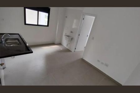 Apartamento à venda com 32m², 1 quarto e sem vaga Apartamento à venda com 32m², 1 quarto e sem vagaFoto 02