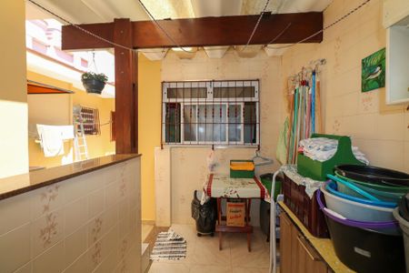 Casa à venda com 280m², 2 quartos e 1 vagaÁrea de Serviço