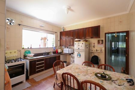 Casa à venda com 280m², 2 quartos e 1 vagaCozinha