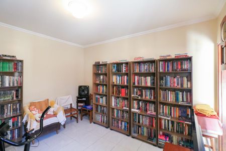 Casa à venda com 280m², 2 quartos e 1 vagaEdicula