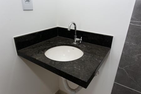 Apartamento para alugar com 39m², 2 quartos e 1 vagaBanheiro