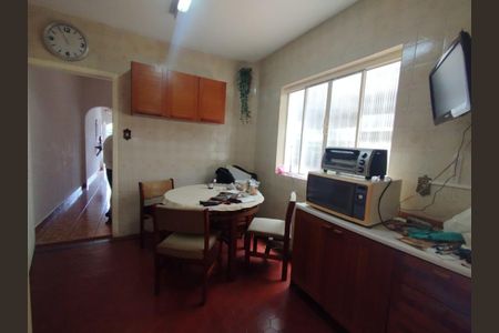 Casa à venda com 310m², 3 quartos e 1 vagaFoto 42