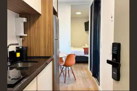 Foto 02 de apartamento à venda com 1 quarto, 27m² em Pinheiros, São Paulo