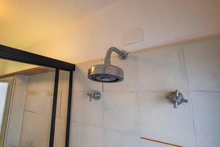 Casa à venda com 200m², 3 quartos e 2 vagasBanheiro Social