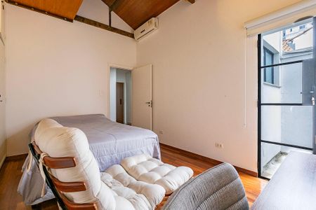 Casa à venda com 200m², 3 quartos e 2 vagasQuarto 2