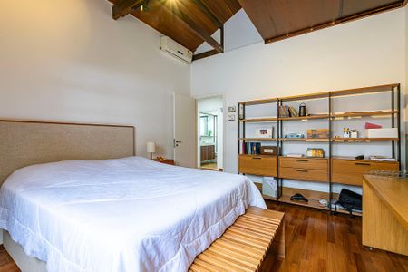 Casa à venda com 200m², 3 quartos e 2 vagasQuarto 3