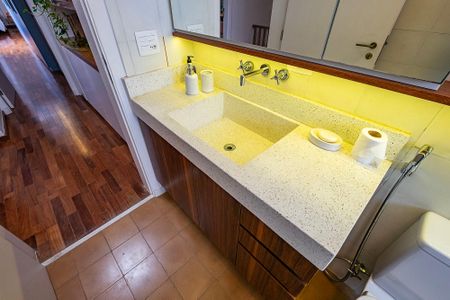 Casa à venda com 200m², 3 quartos e 2 vagasBanheiro Social