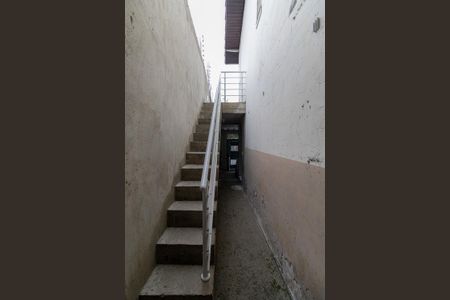 Casa à venda com 91m², 3 quartos e sem vagaEscada