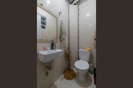 Casa à venda com 91m², 3 quartos e sem vagaLavabo