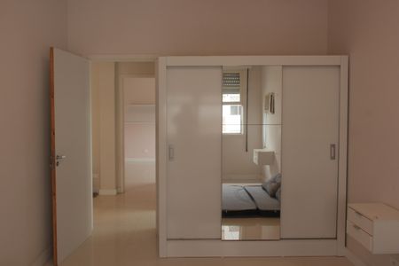 Quarto 1 de apartamento para alugar com 2 quartos, 85m² em Gonzaga, Santos