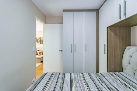 Quarto 1 de apartamento à venda com 2 quartos, 50m² em Jardim Celeste, São Paulo