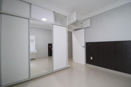 Casa para alugar com 320m², 5 quartos e 3 vagasQuarto 2 - Suíte