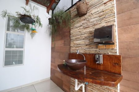 Casa para alugar com 320m², 5 quartos e 3 vagasVaranda