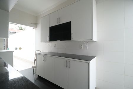 Casa para alugar com 320m², 5 quartos e 3 vagasCozinha