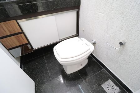 Casa para alugar com 320m², 5 quartos e 3 vagasLavabo