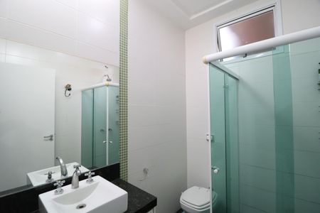 Casa para alugar com 320m², 5 quartos e 3 vagasBanheiro do Quarto 2