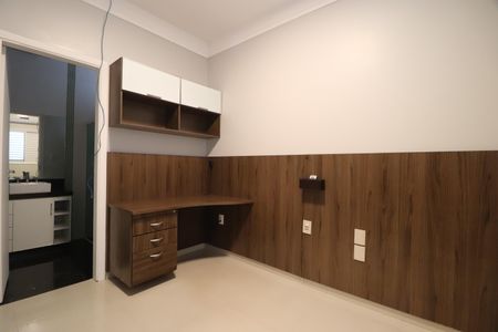 Casa para alugar com 320m², 5 quartos e 3 vagasQuarto 4 - Suíte