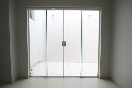 Casa para alugar com 320m², 5 quartos e 3 vagasJardim de Inverno