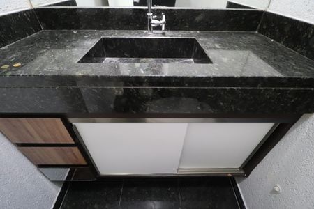 Casa para alugar com 320m², 5 quartos e 3 vagasLavabo