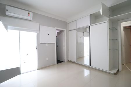 Casa para alugar com 320m², 5 quartos e 3 vagasQuarto 2 - Suíte