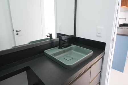 Apartamento para alugar com 38m², 2 quartos e sem vaga Apartamento para alugar com 38m², 2 quartos e sem vagaBanheiro