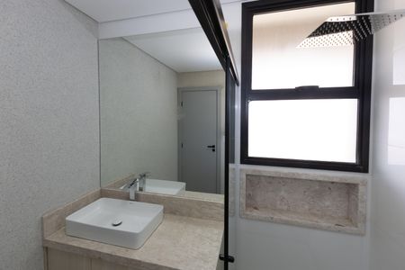 Casa de condomínio à venda com 480m², 6 quartos e 6 vagas Casa de condomínio à venda com 480m², 6 quartos e 6 vagasBanheiro da Suíte 5