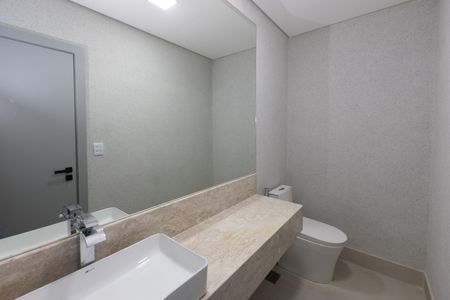 Casa de condomínio à venda com 480m², 6 quartos e 6 vagas Casa de condomínio à venda com 480m², 6 quartos e 6 vagasLavabo da Sala 1