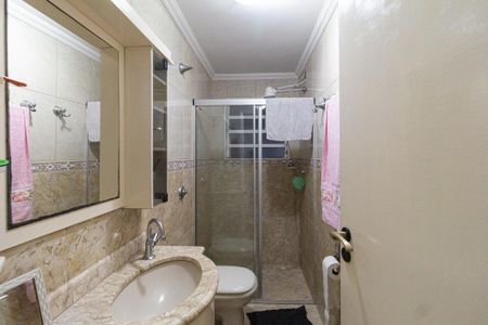 Casa à venda com 303m², 4 quartos e 2 vagasBanheiro 2 - Casa 1